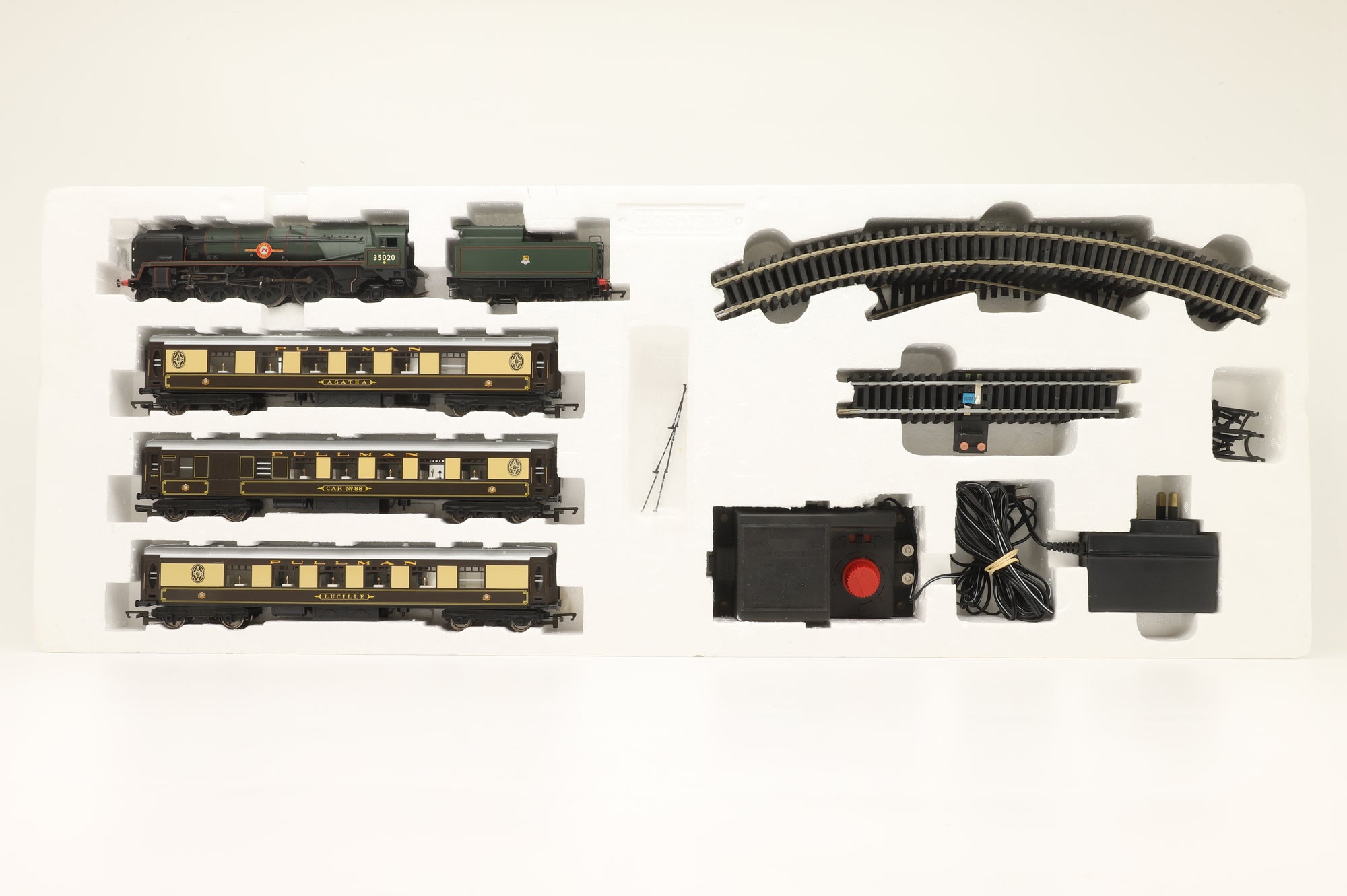 Hornby OO R1087 'Venice Simplon-Oriental-Express' Train Set Incl. Merchant Navy Class No.35020 & 3x K-Type Pullman Coaches