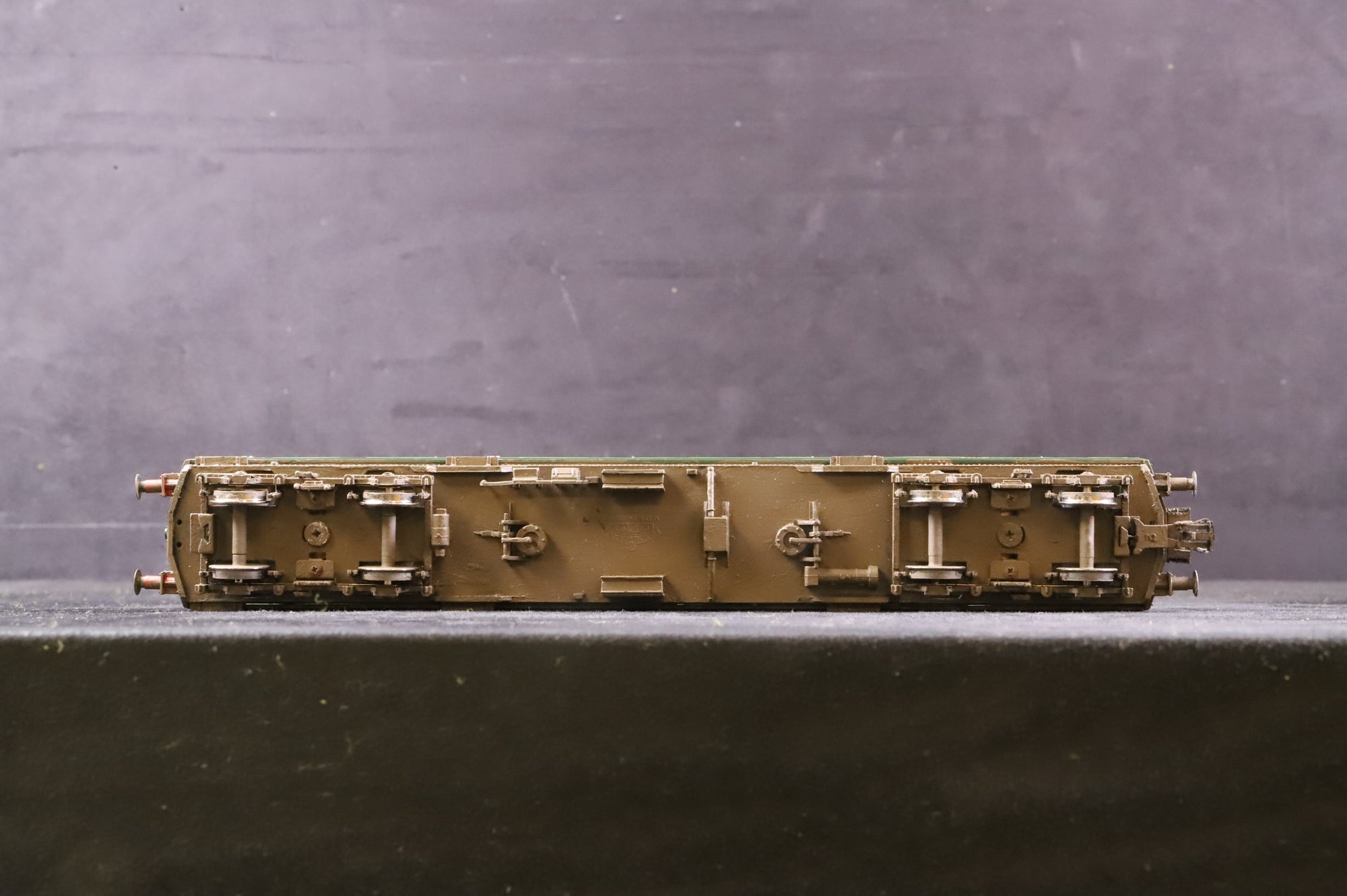 WORKSHOP Bachmann OO Derby Lightweight BR Green Repainted & Weathered