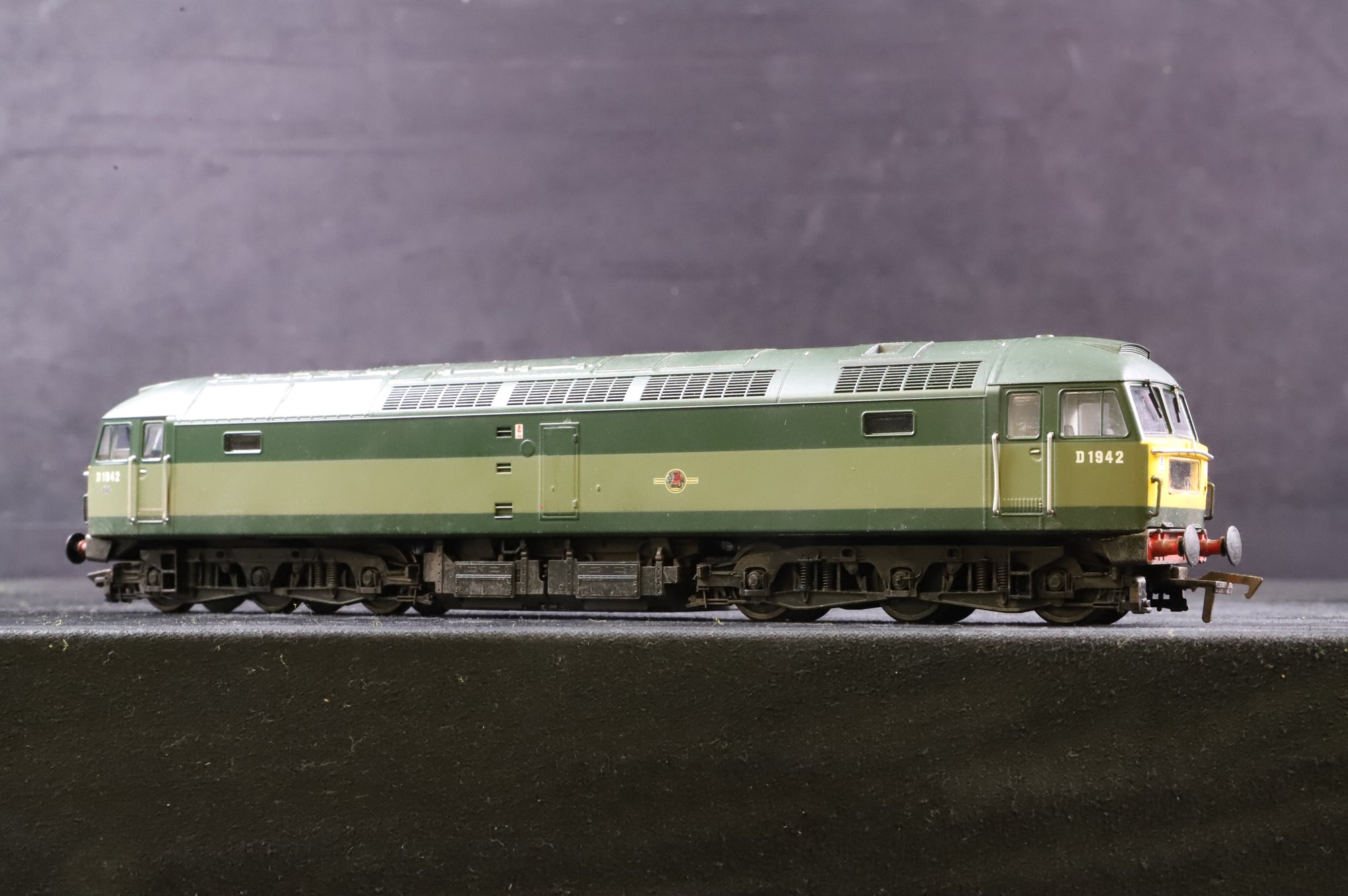 WORKSHOP Heljan OO Class 47 'D1942' BR Two Tone Green L/C