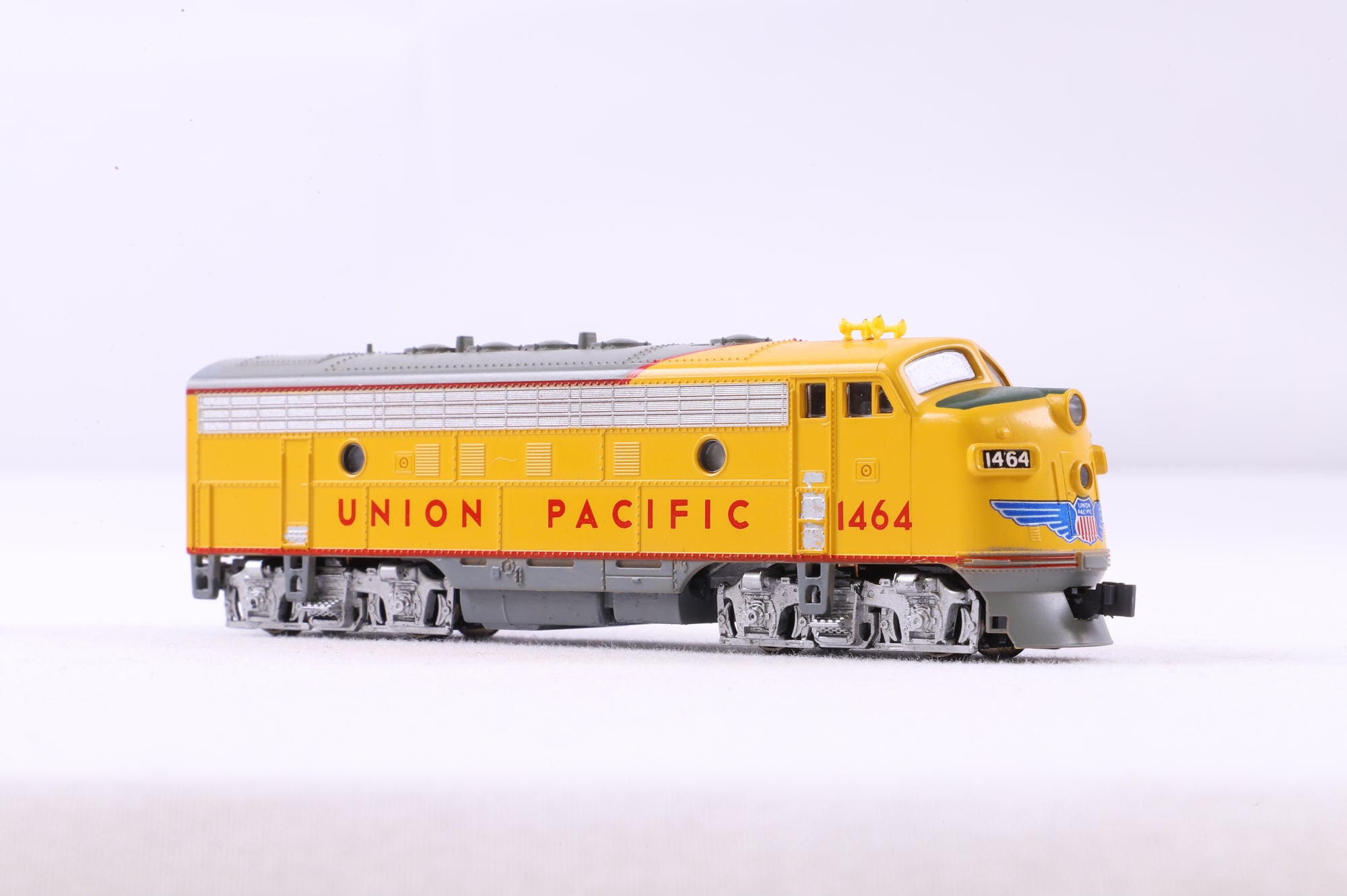 Kato N 176-216 F7A Union Pacific '1464' Diesel Locomotive