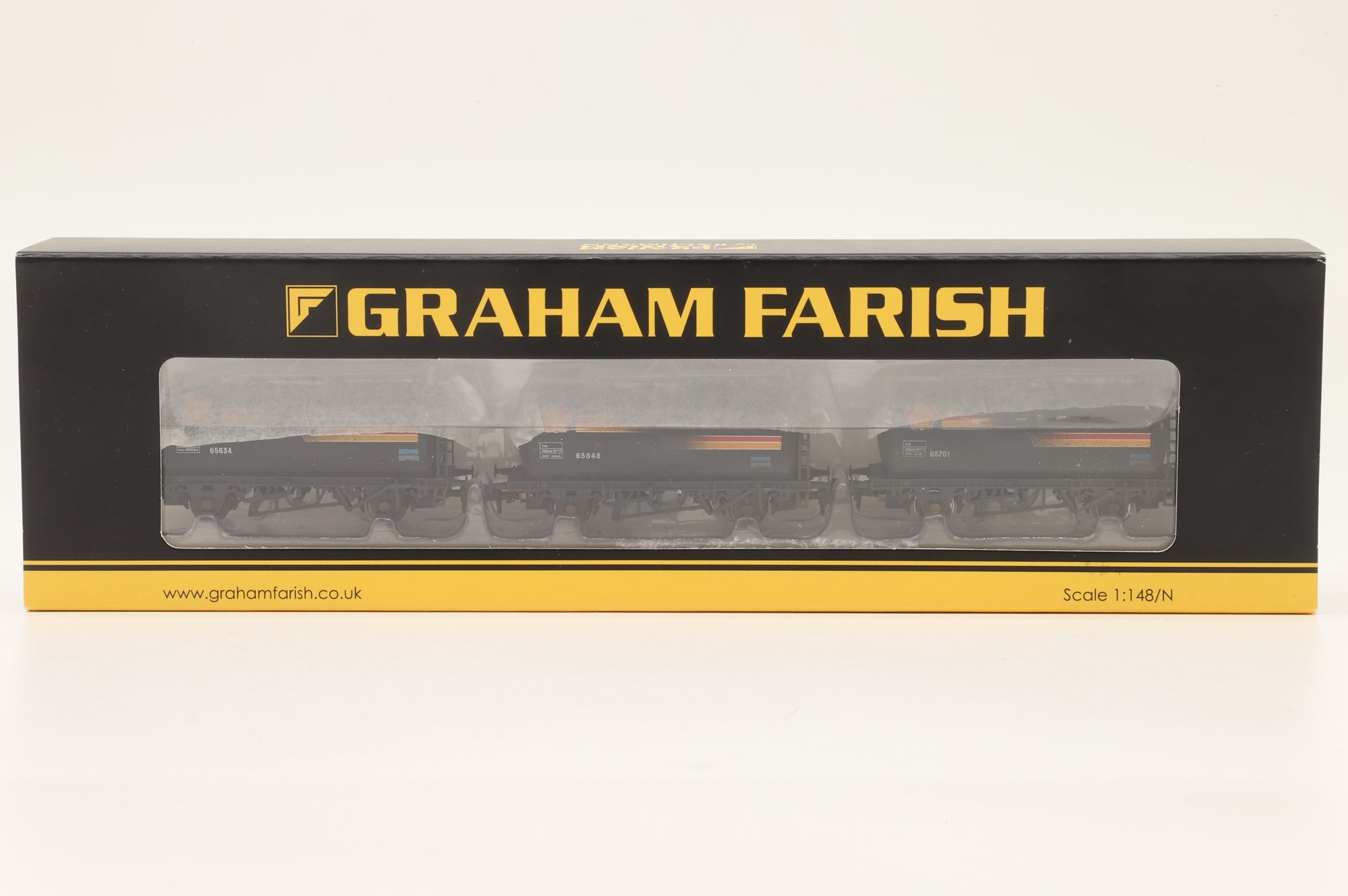 Graham Farish N 373-785 Set Of TTA Tank Wagons Shell Black Weathered