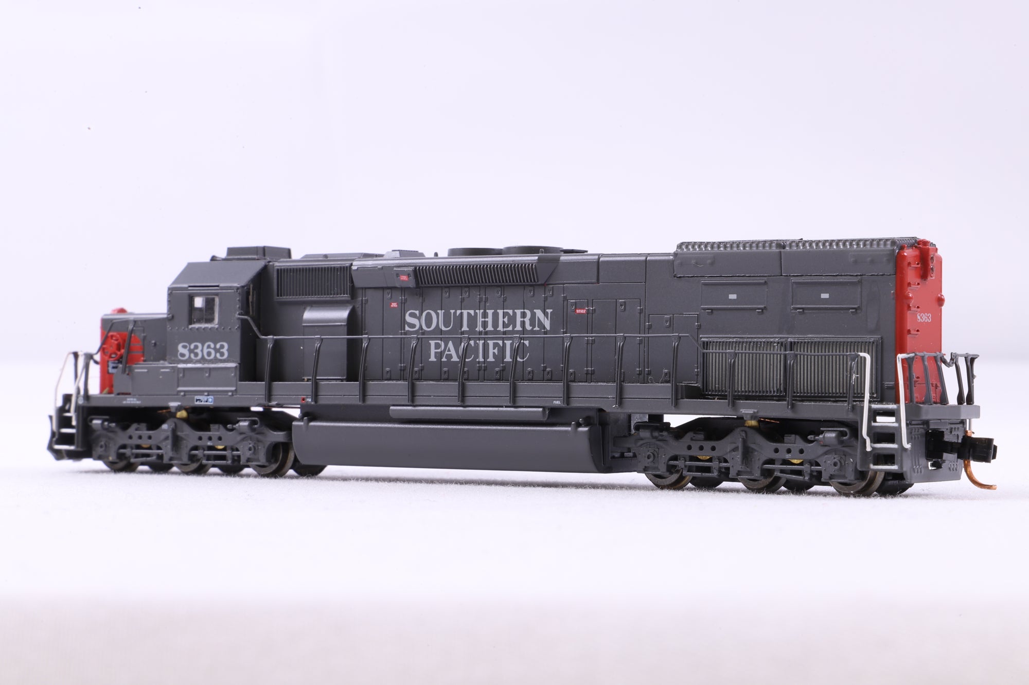 Intermountain N 69405-05 SP SD40T-2 '8363' Diesel Locomotive