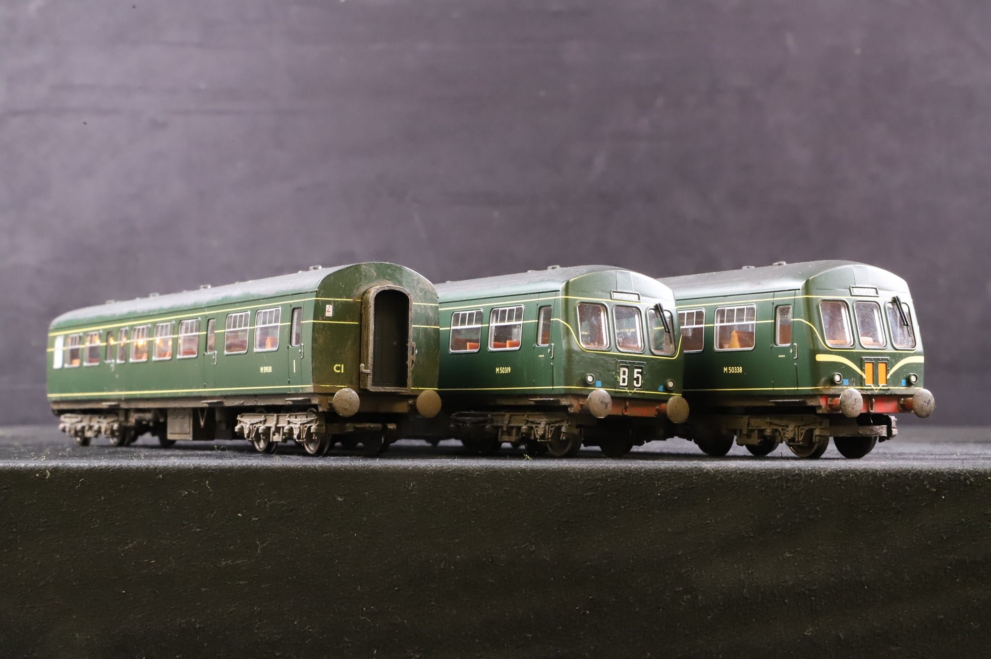 WORKSHOP Hornby OO Class 108 BR Green Speed Whiskers Weathered