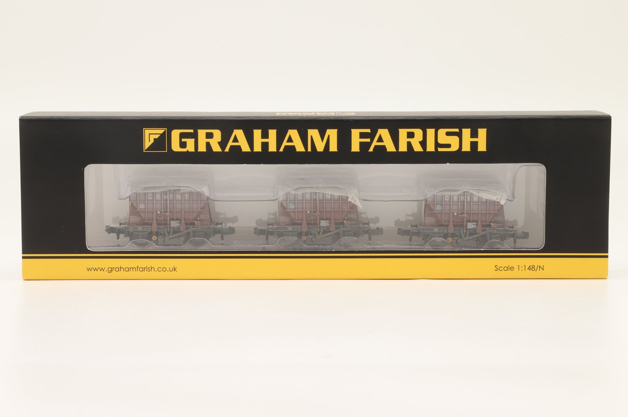 Graham Farish N 377-840 Set Of Presflo Cement Wagons BR Bauxite Weathered