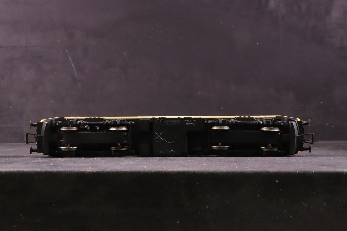 Hornby OO R3585 Class 90 &#39;90135&#39; Intercity Mainline