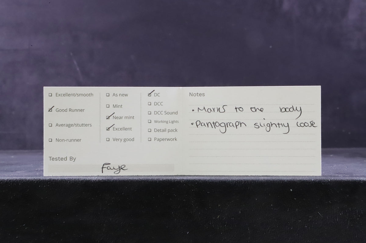 Hornby OO R3585 Class 90 &#39;90135&#39; Intercity Mainline