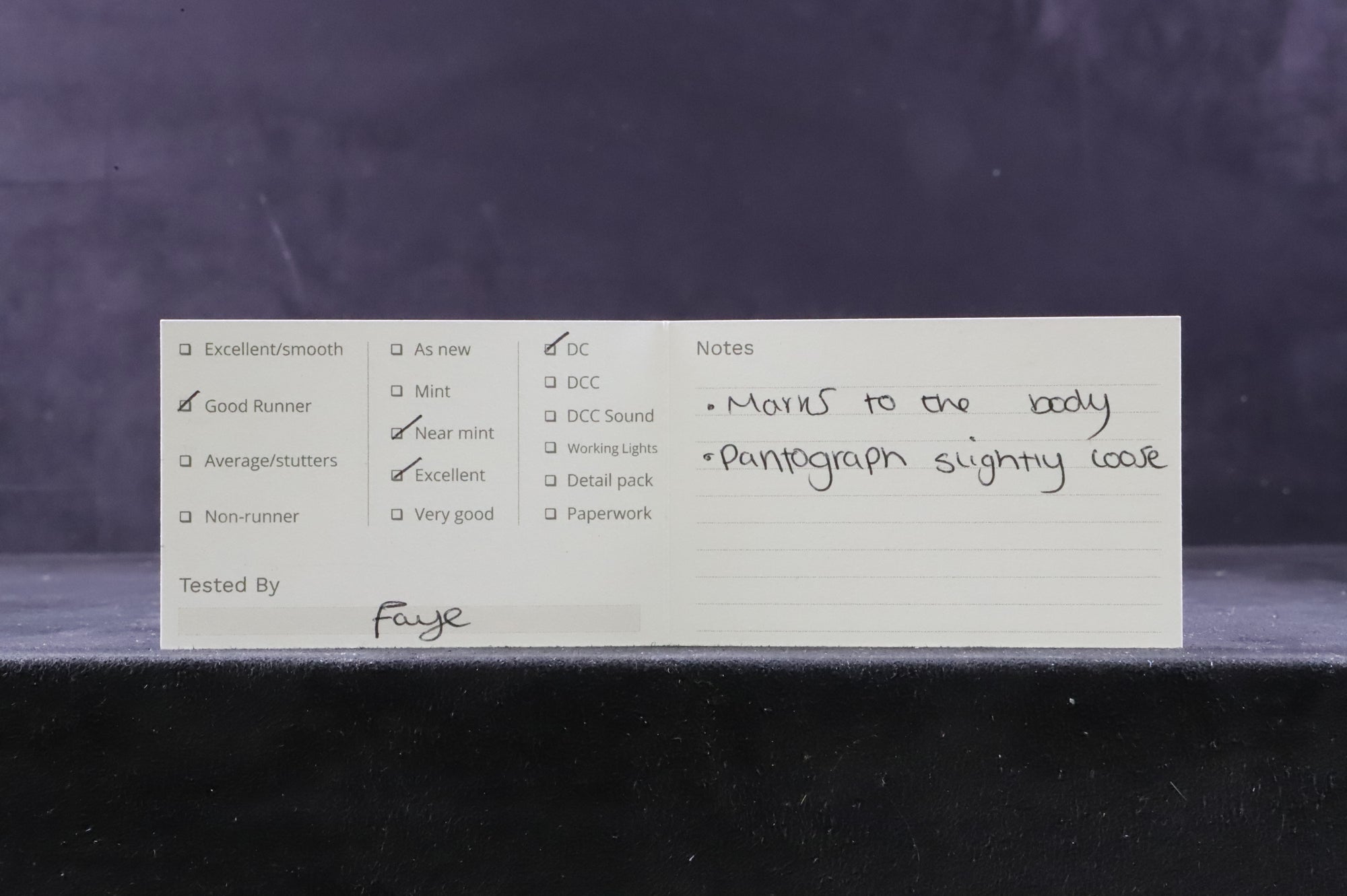 Hornby OO R3585 Class 90 '90135' Intercity Mainline