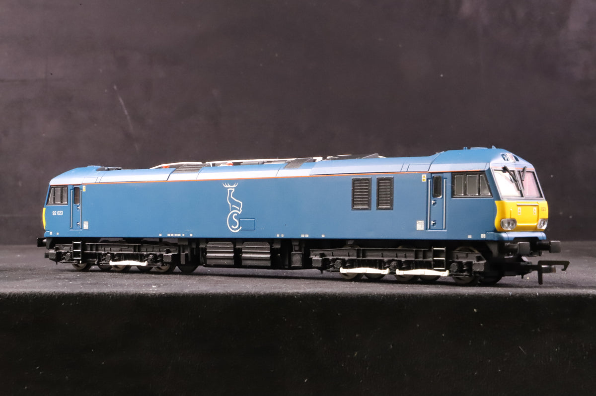 Hornby OO R3740 Class 92 &#39;92023&#39; Caledonian Sleeper