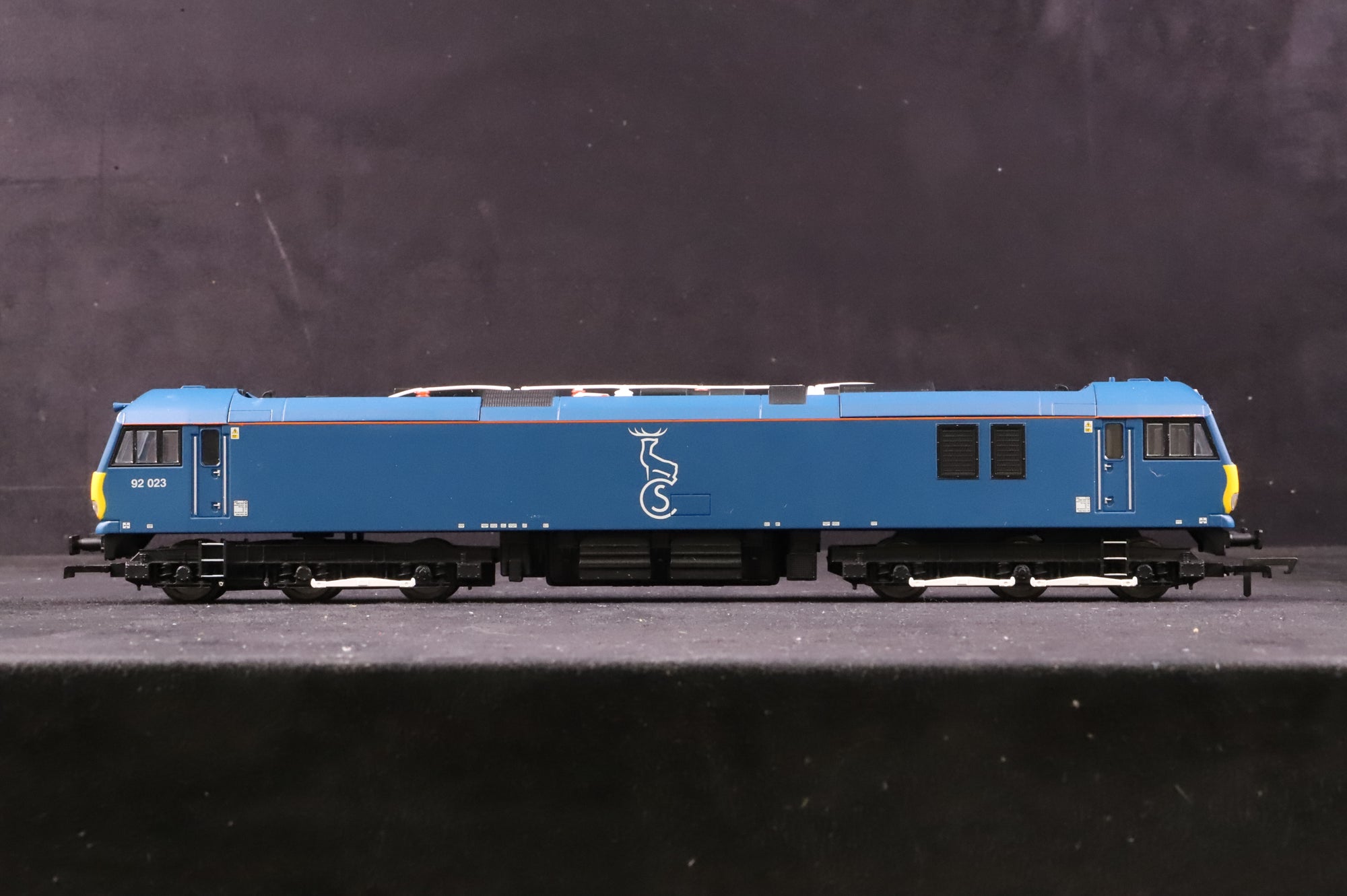 Hornby OO R3740 Class 92 '92023' Caledonian Sleeper