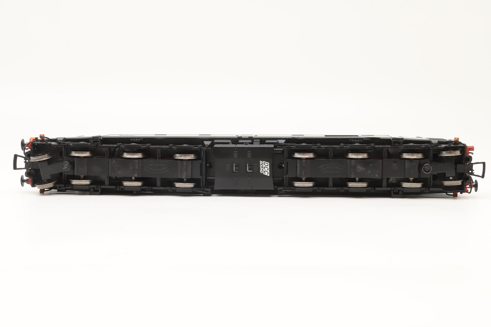 Bachmann OO 32-480DS Class 40 'D211' 'Mauritania', DCC Sound