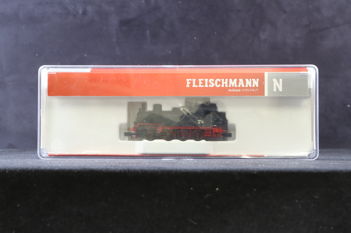 Fleischmann N Gauge 709201 DRG Deutsche Reichsbahn BR 92 in DRG Black and Red