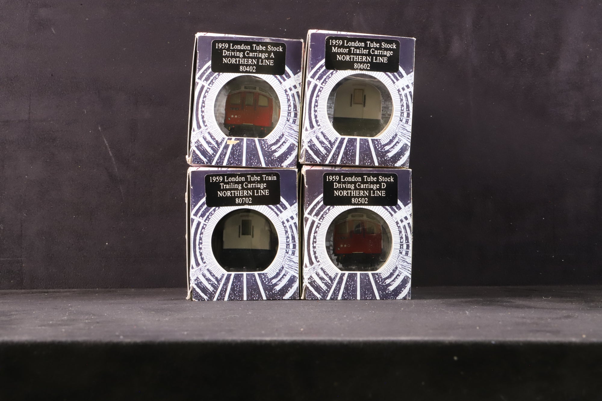 Gilbow 1:76 Static Models 1959 Tube Stock 4 Car Set in 'Underground' Red/White/Blue