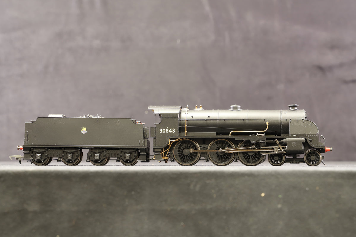 Hornby OO R3328 BR (Early) S15 Class &#39;30843&#39; Plain Black E/C