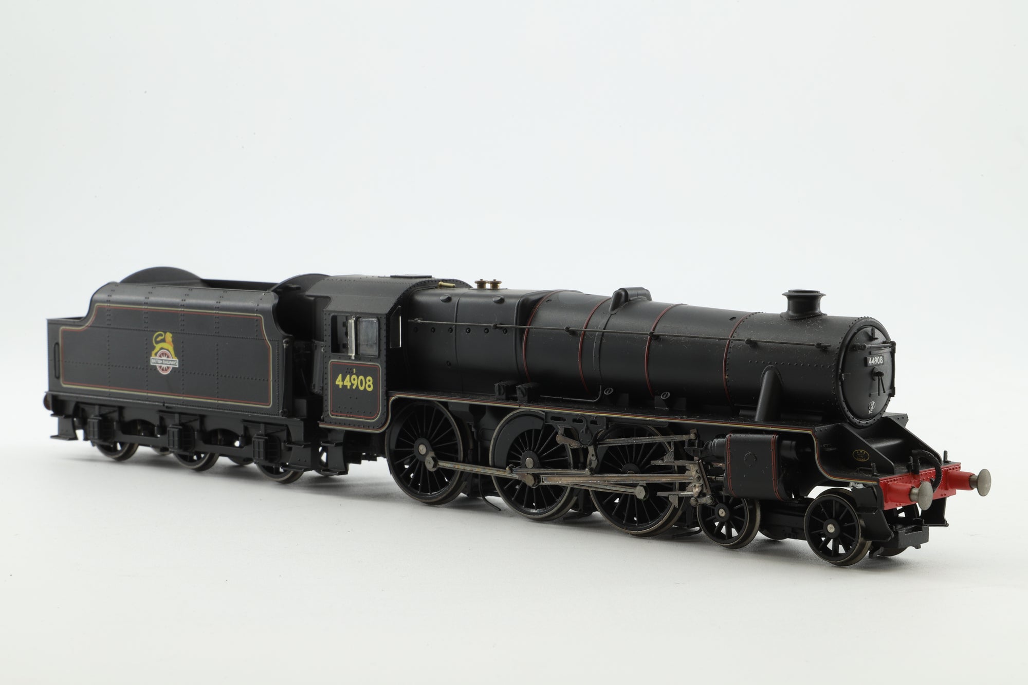 Hornby OO R2359 Class 5MT 44908 in Lined BR Black w/ Early Crests