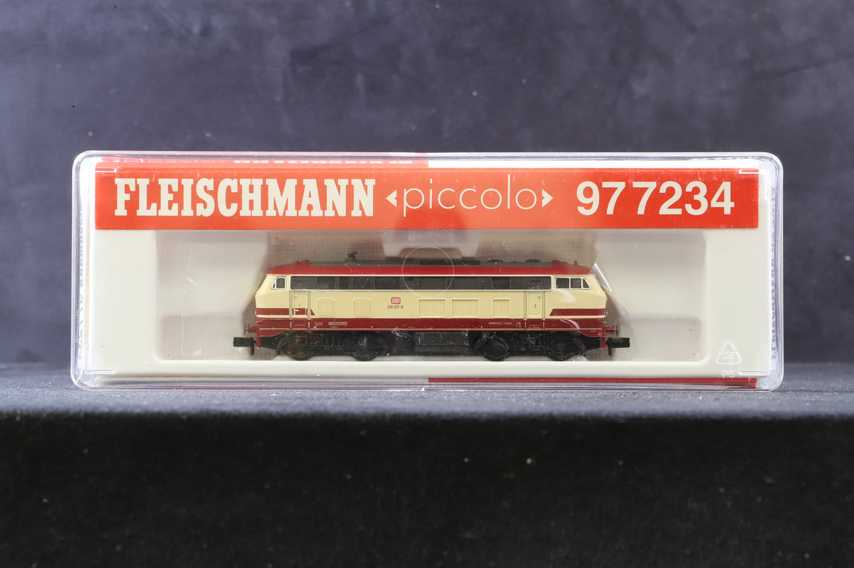 Fleischmann N Gauge 977234 DB Deutsche Bahn BR 218 in DB Red and Cream