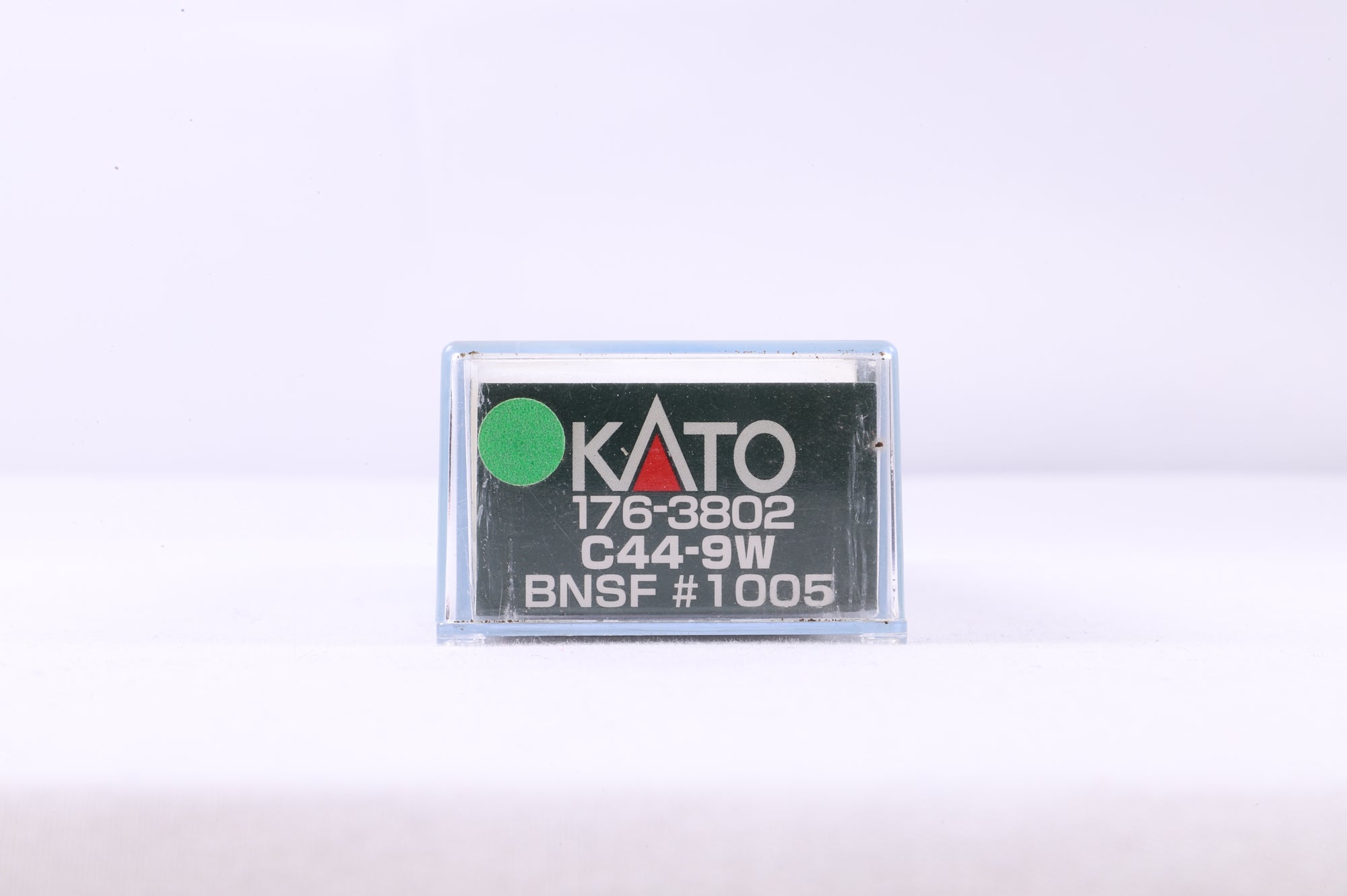 Kato N 176-3802 C44-9W BNSF '1005' Diesel Locomotive