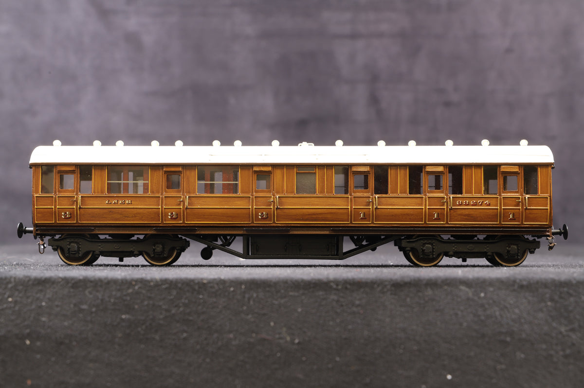 Lawrence Scale Models OO LNER Gresley Suburban Composite Teak &#39;63274&#39;