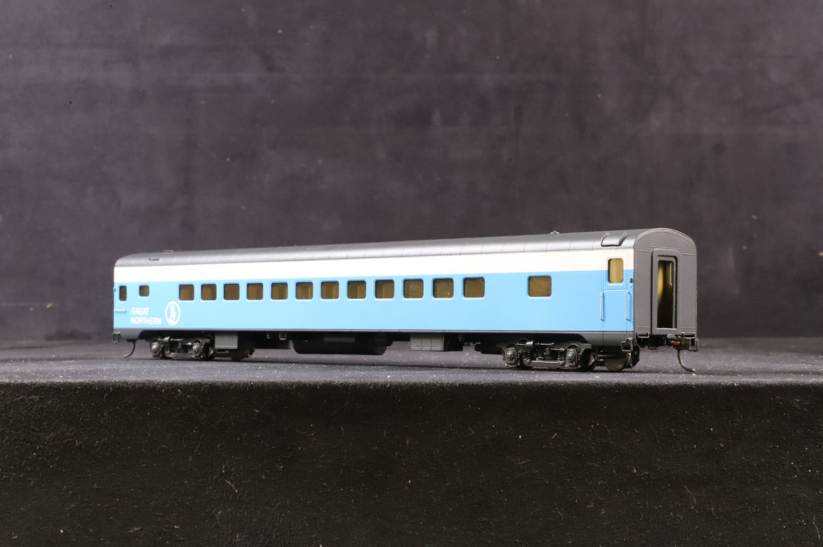 Shoreham Shops Limited and Oriental Limited HO Rake of 7 Great Northern (USA) Coaches - GN02, 03, 04, 05M, 06 and 01005, 01007