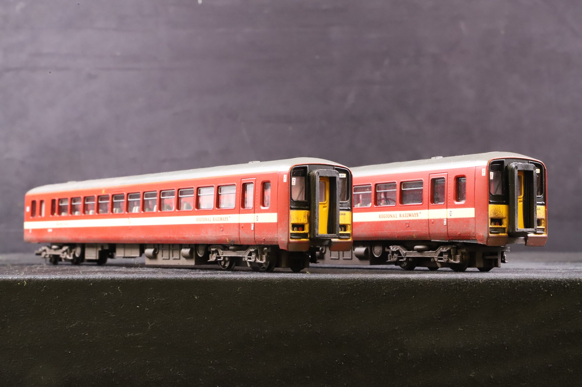 WORKSHOP Hornby OO Class 155 '155 344' Regional Railways