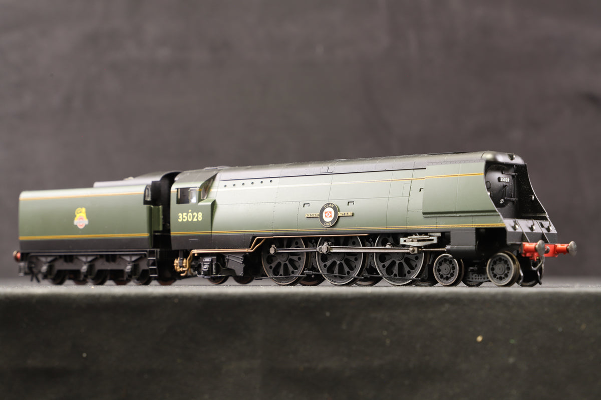 Hornby OO R3436 BR (Early) 4-6-2 (Original) Merchant Navy Class &#39;Clan Line&#39; &#39;35028&#39; BR Lined Green E/C
