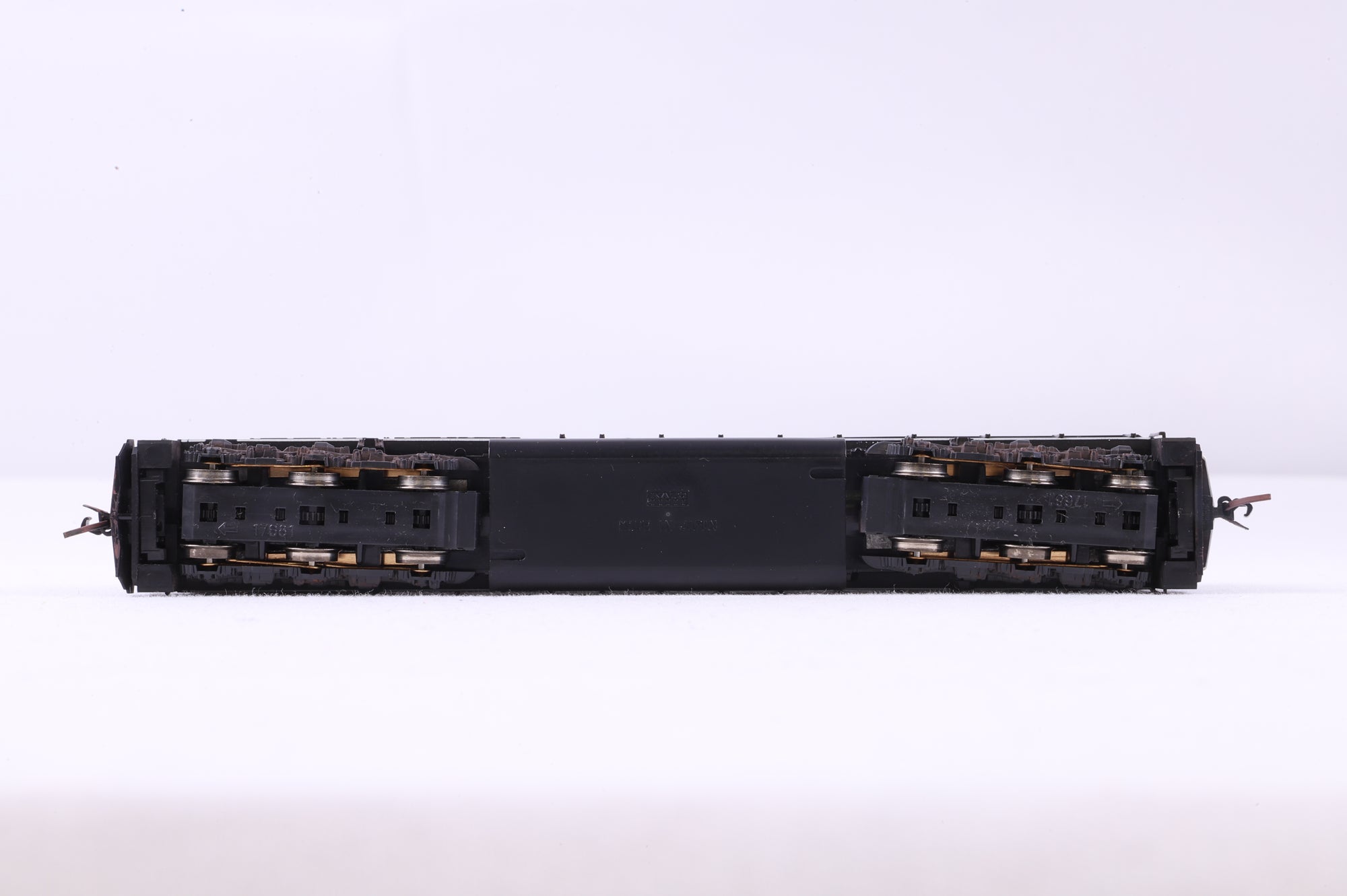 Kato N 176-8602 SD70M NS '2605' Diesel Locomotive