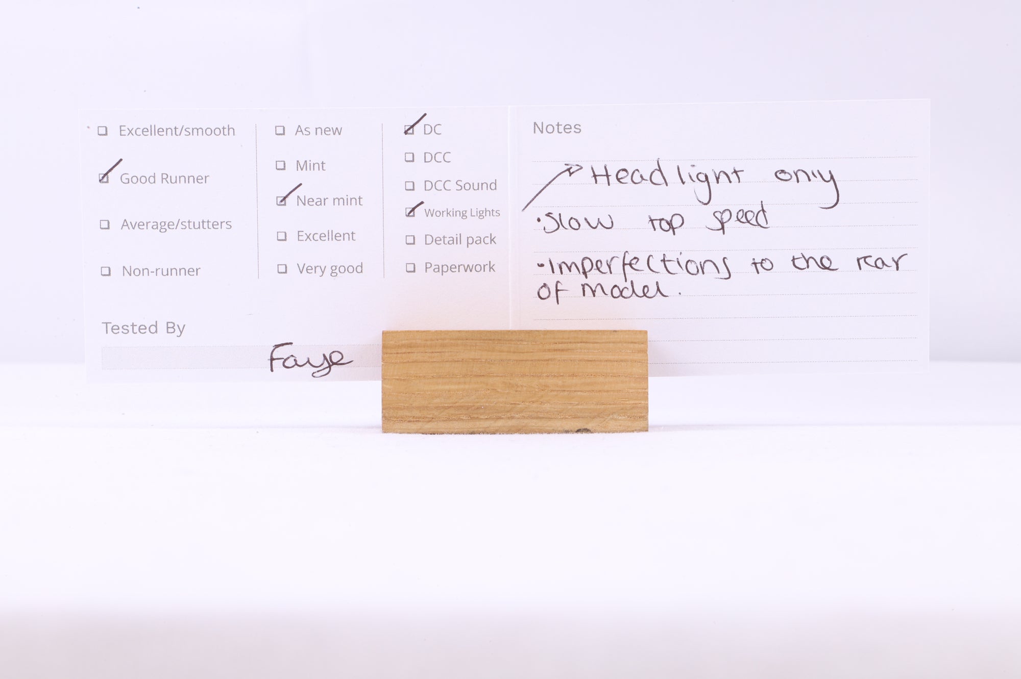 Kato N 176-5304 E8/9 AT&SF '86' Diesel Locomotive