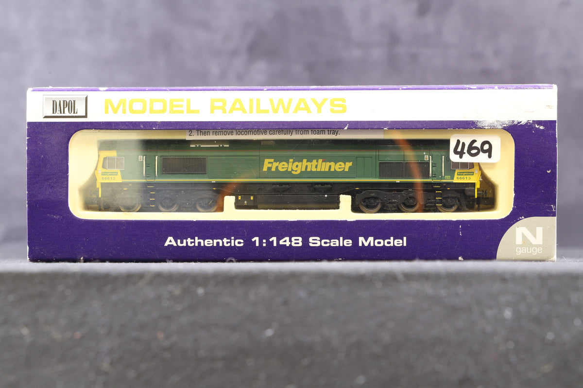 Dapol N ND-056 Class 66 diesel 66613 in Freightliner livery