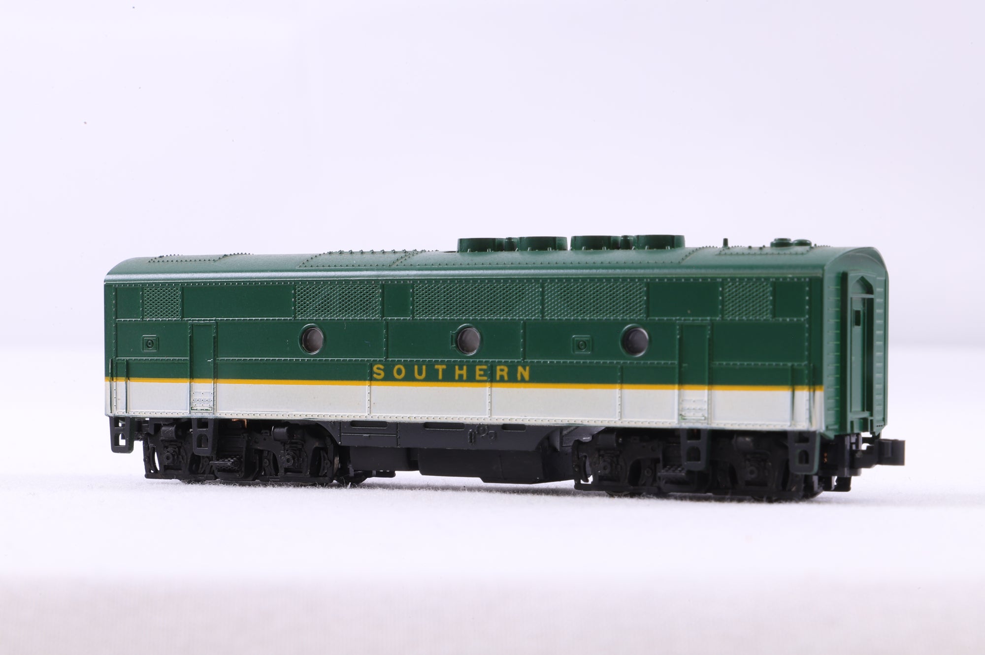 Kato N 176-052 F3A&B Phase 1 Southern Diesel Locomotive
