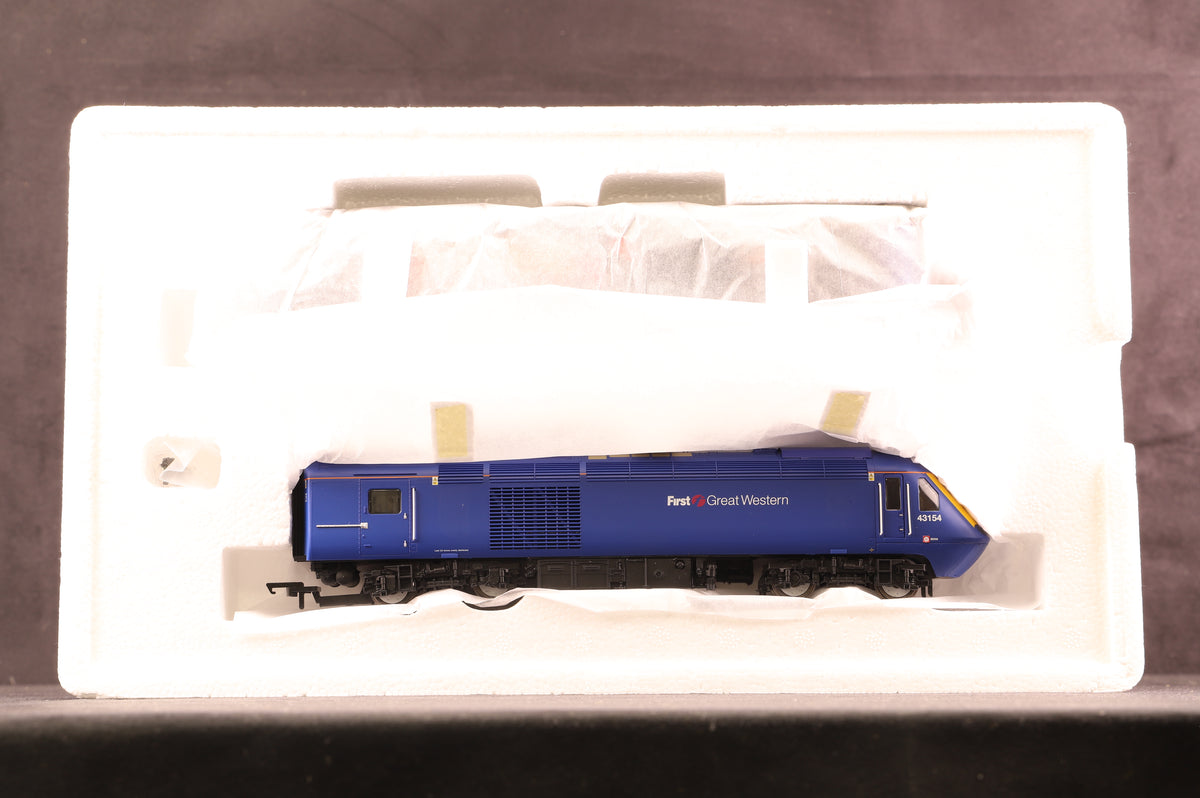 Hornby OO R3379 HST Power Car Twin Pack &#39;First Great Western - Harry Patch&#39; Ltd Ed 179/500