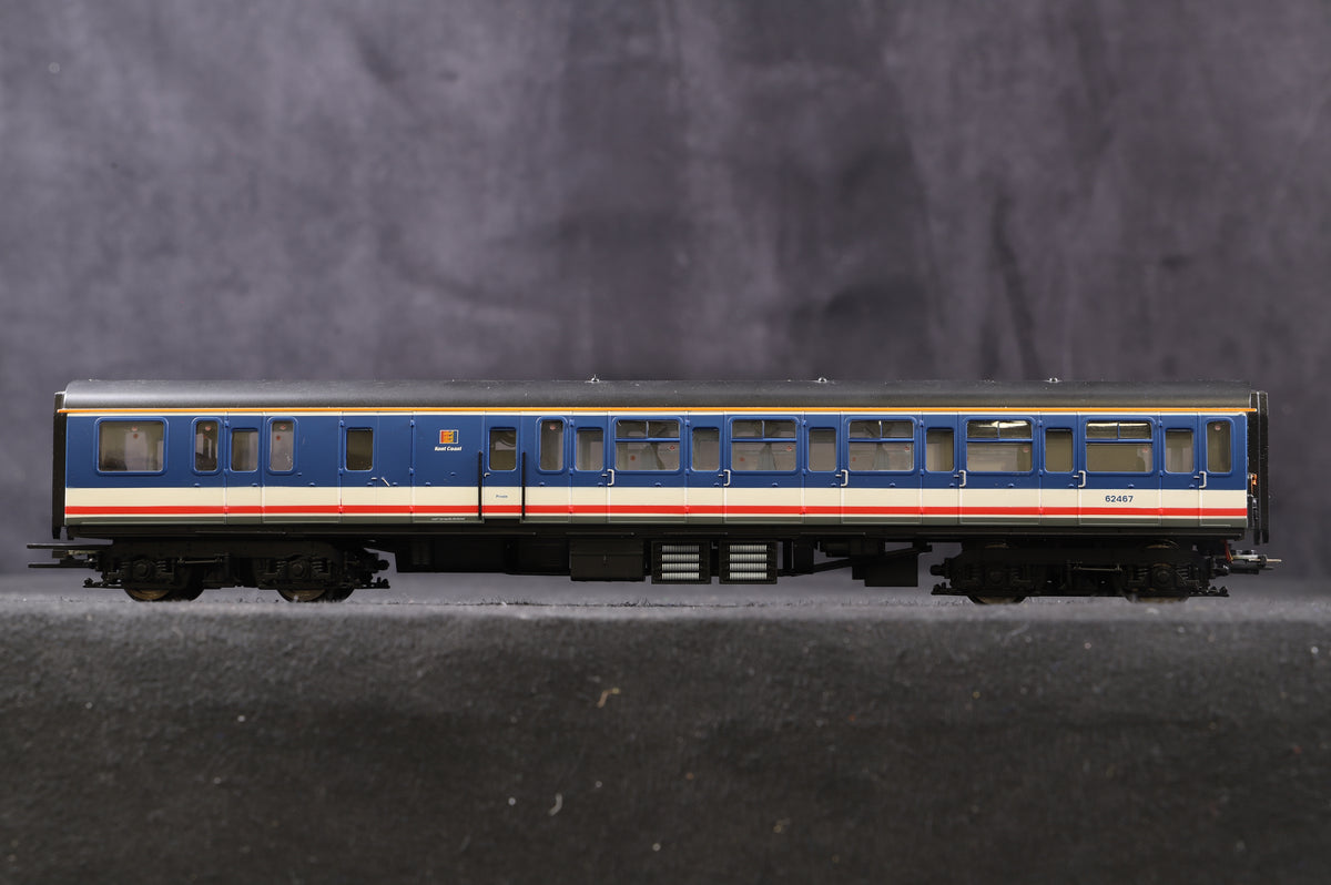 Hornby OO R2947X NSE 4 VEP Class 423/1 Train Pack, DCC Fitted