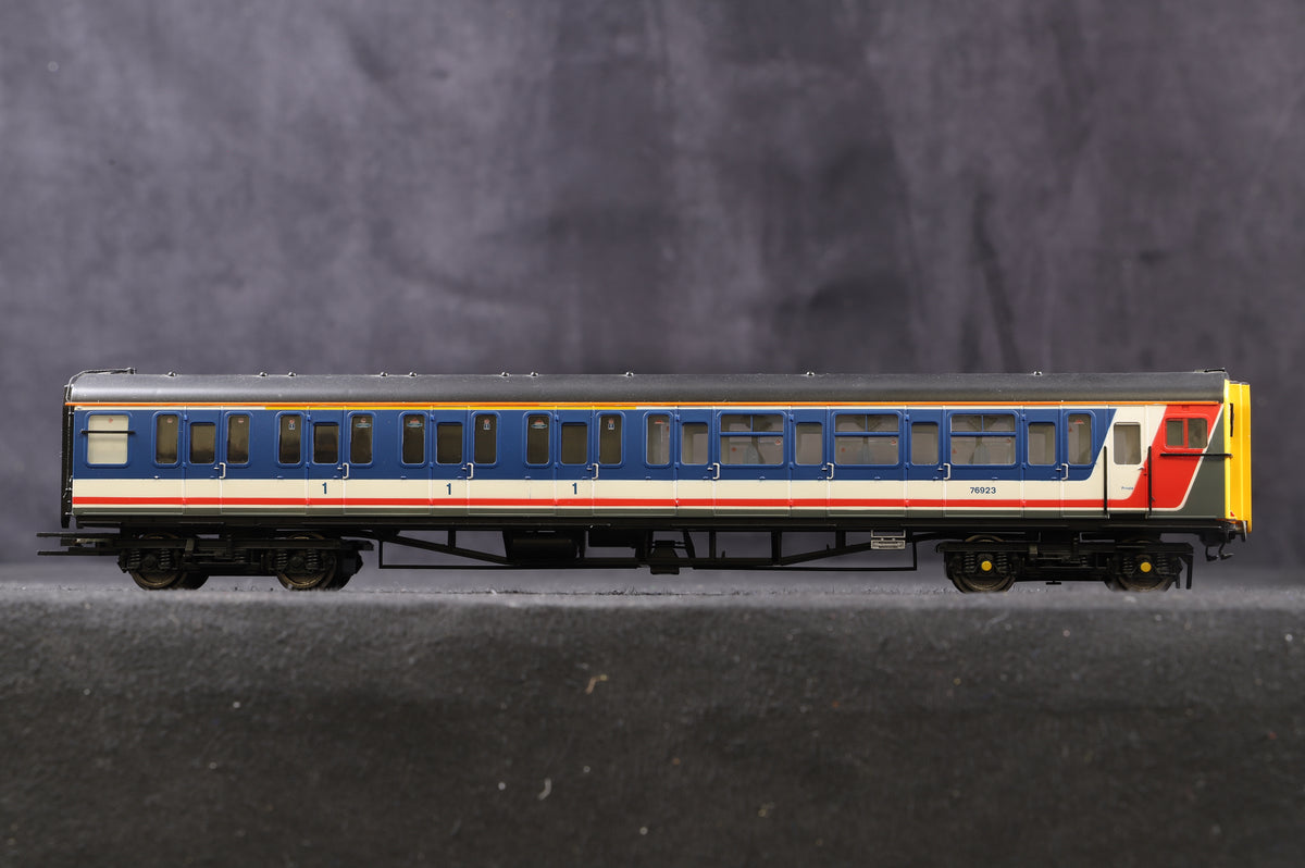 Hornby OO R2947X NSE 4 VEP Class 423/1 Train Pack, DCC Fitted