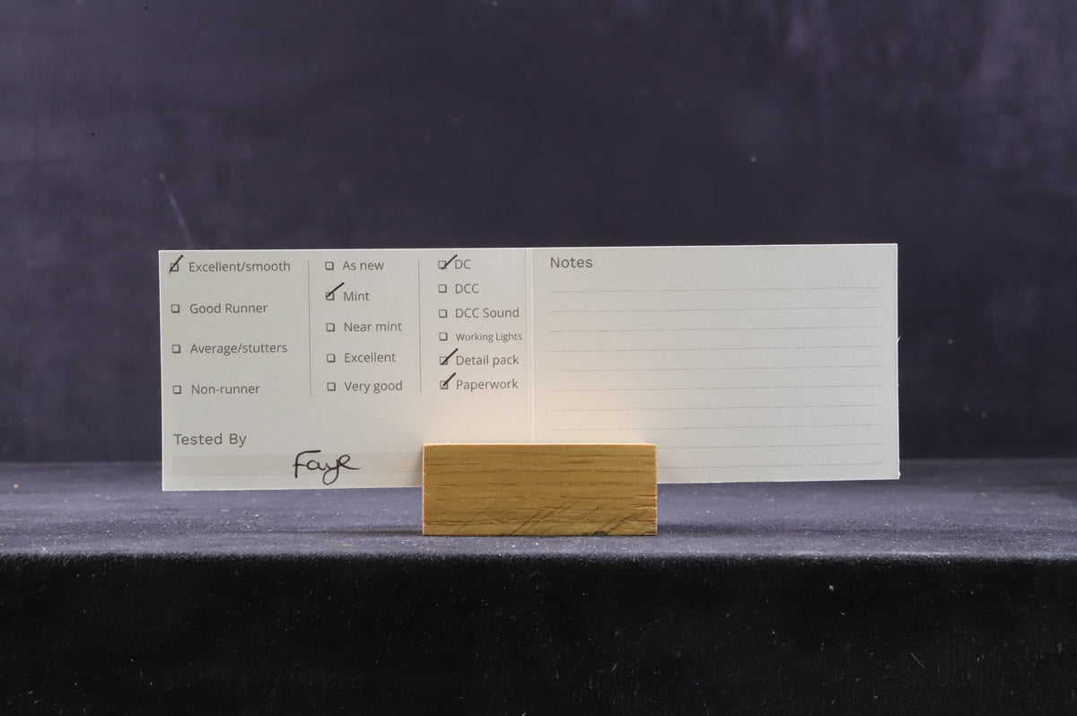 Bachmann OO 32-506 Standard Class 5MT &#39;73110&#39; &#39;The Red Knight&#39; BR Black L/C BR1F Tender