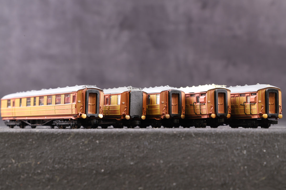 Dapol N Rake Of 5 Gresley Teak Coaches