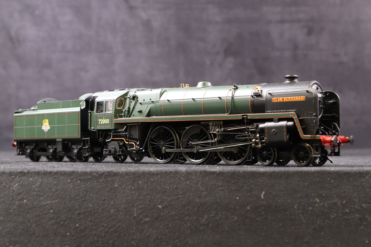 Hornby OO R2846 Clan Class 4-6-2 &#39;72000&#39; &#39;Clan Buchanan&#39; BR Lined Green E/C