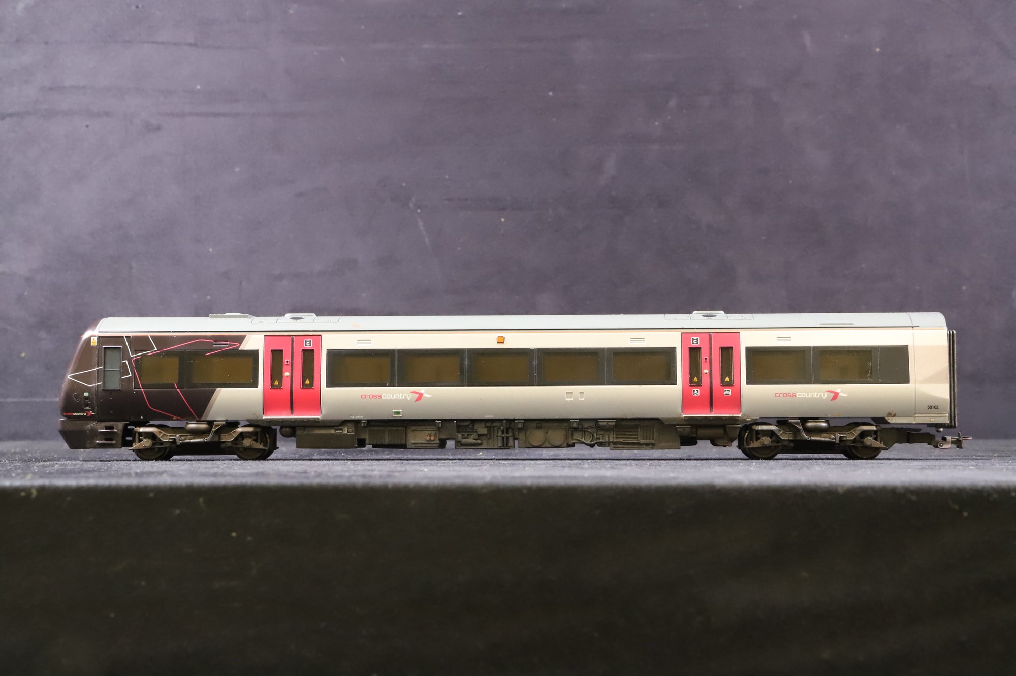 WORKSHOP Bachmann OO Class 170/1 Turbostar '170 102', Cross Country Livery, Weathered