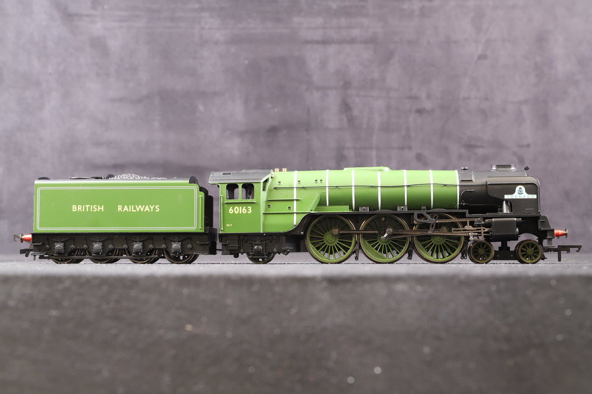 Hornby OO Class A1 &#39;60163&#39; &#39;Tornado&#39; British Railways Apple Green