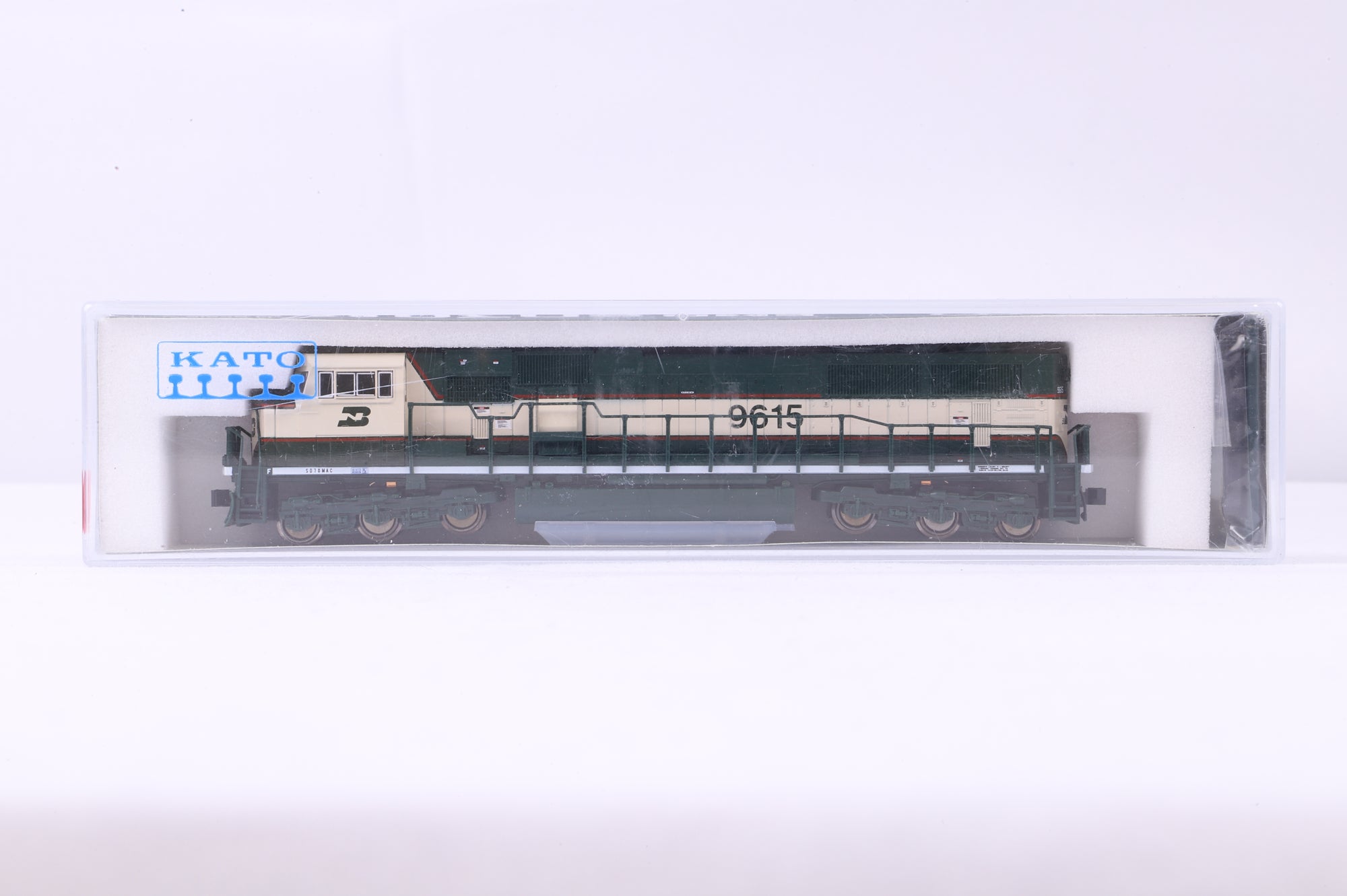 Kato N 176-6502 EMD SD70MAC BN '9615'