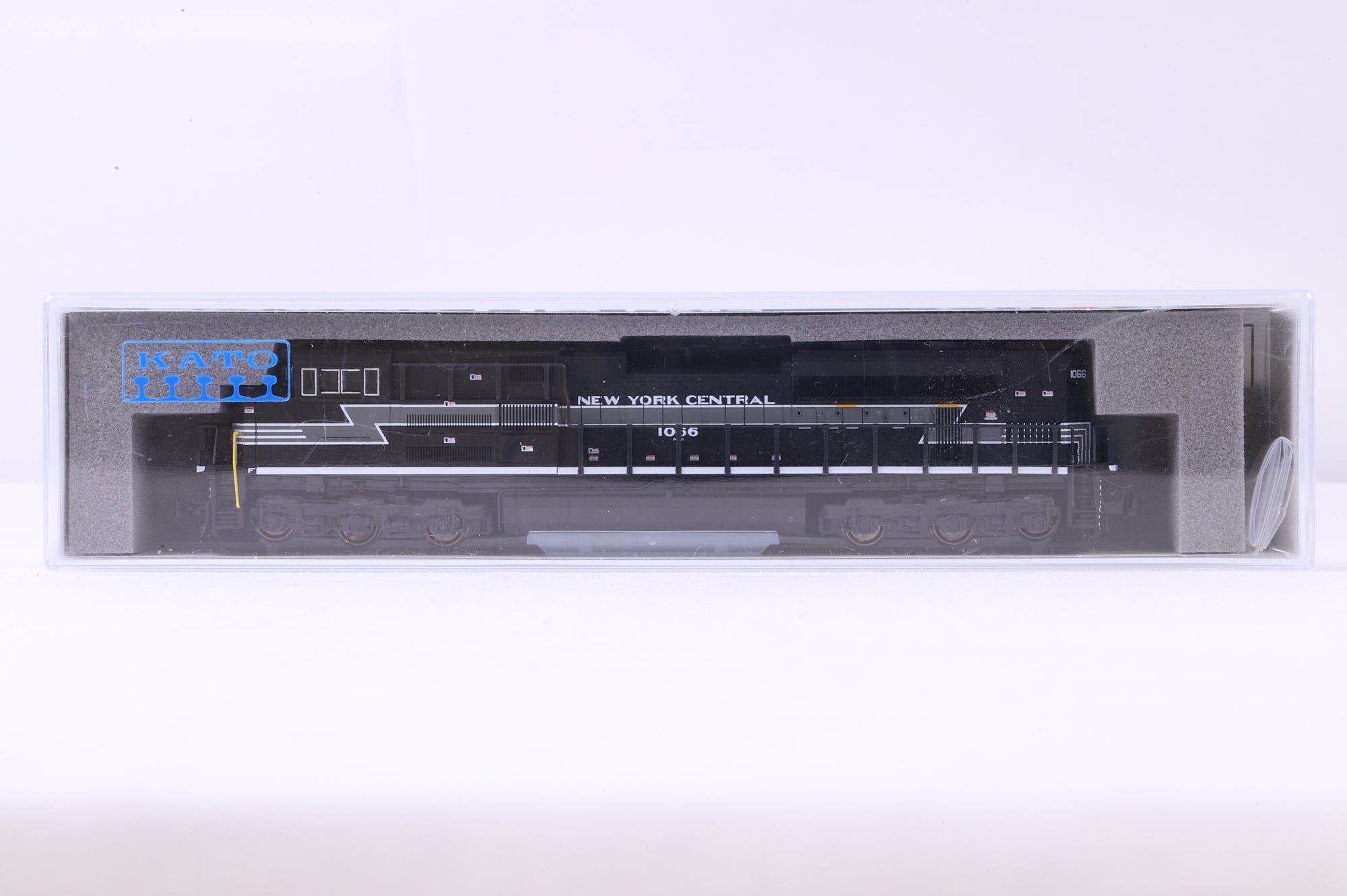 Kato N 176-8504 SD70ACe NS-NYC '1066' Diesel Locomotive
