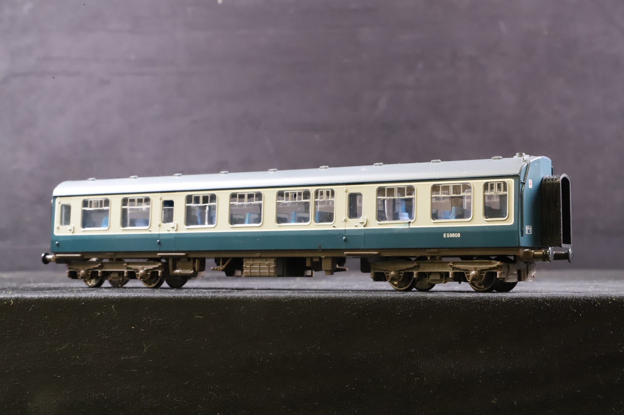 WORKSHOP Hornby OO Class 110 BR Blue & Grey