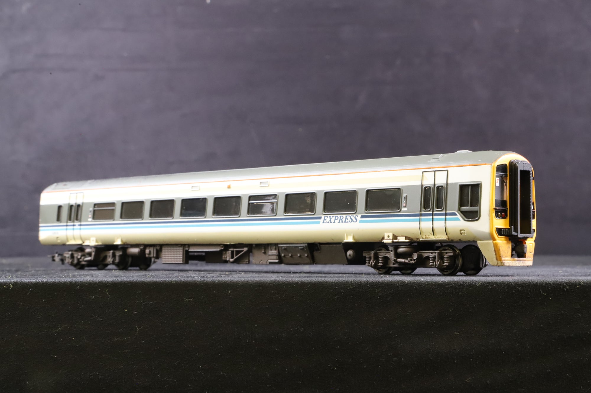 WORKSHOP Bachmann OO Class 158 '158809' TPE Livery Weathered