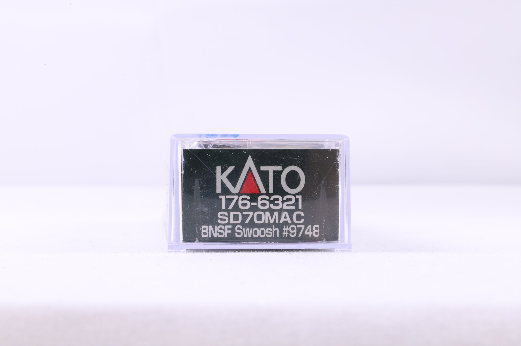 Kato N 176-6321 SD70MAC BNSF Swoosh '9748'