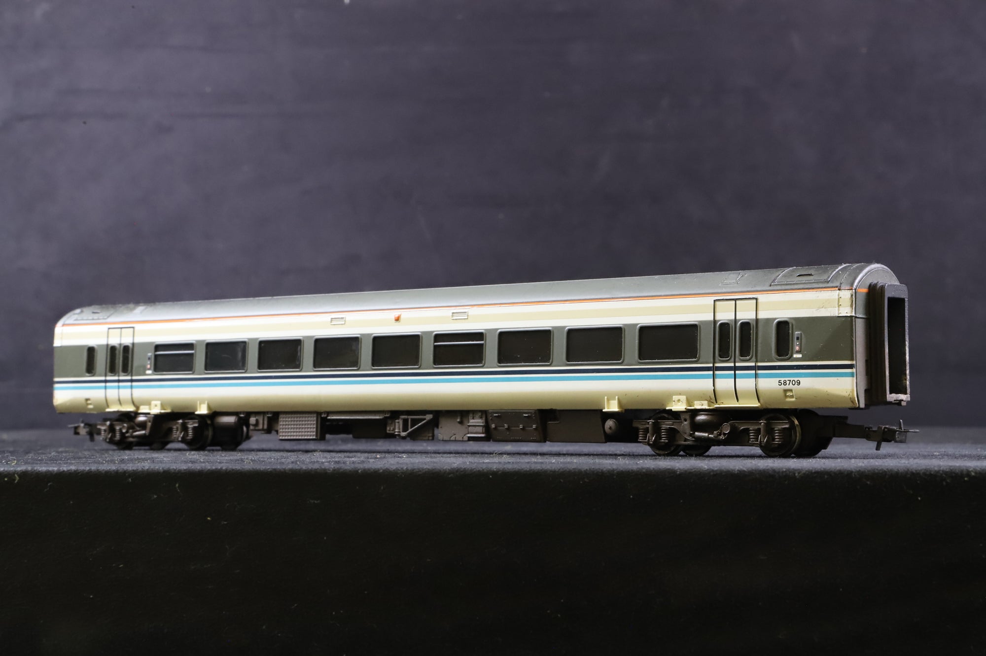 WORKSHOP Bachmann OO Class 158 '158809' TPE Livery Weathered