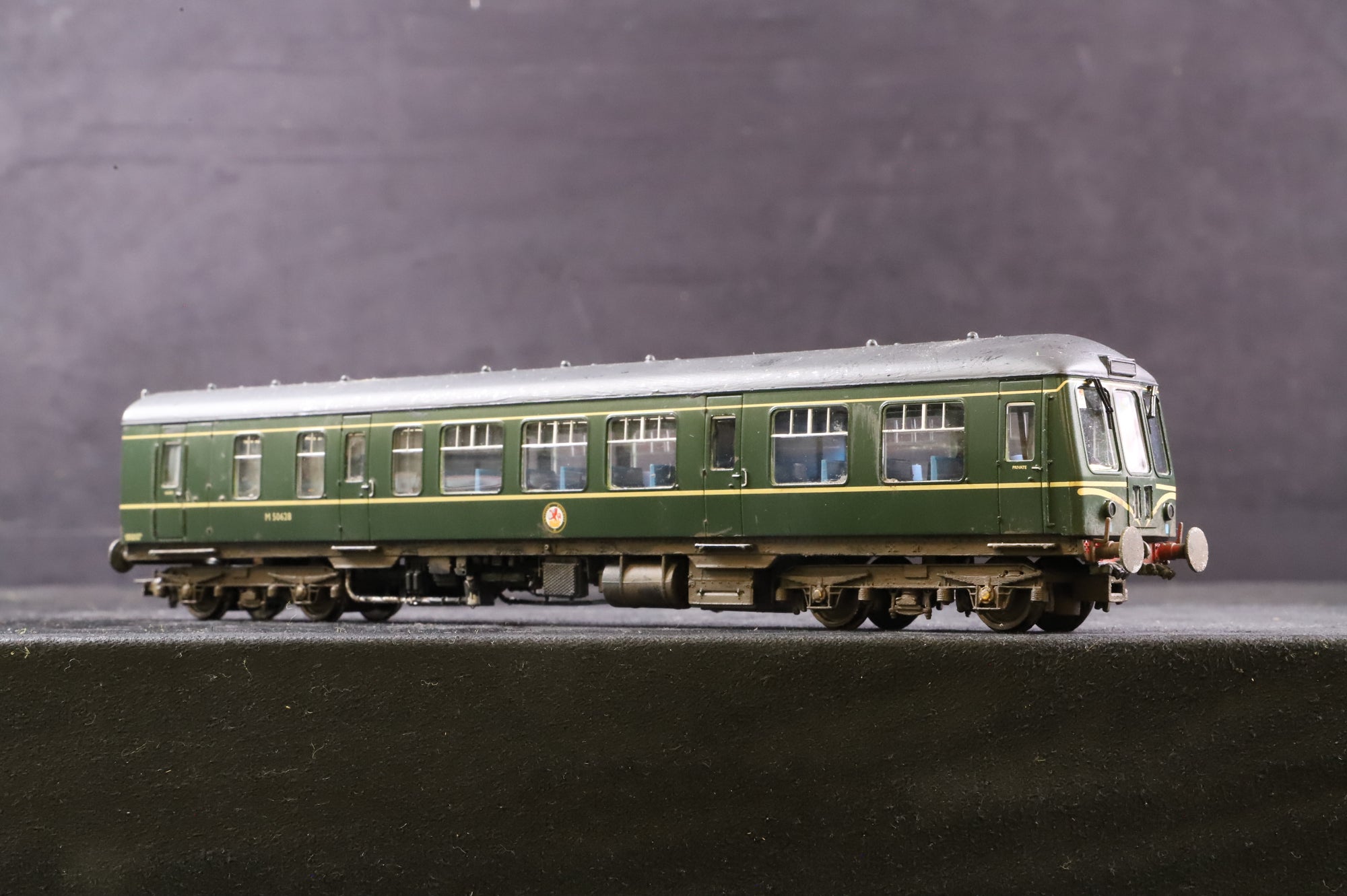 WORKSHOP Bachmann OO Class 101 DMU BR Green With Speed Whiskers Weathered