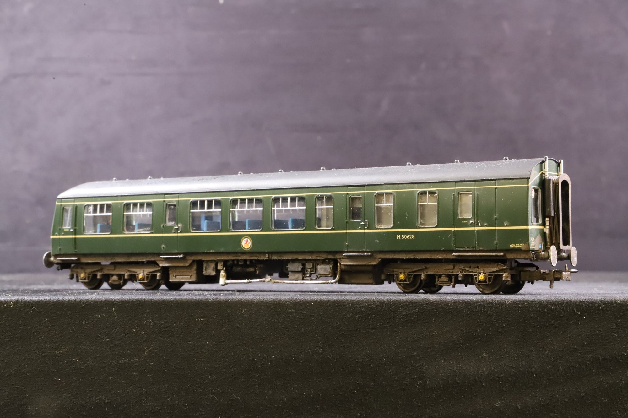WORKSHOP Bachmann OO Class 101 DMU BR Green With Speed Whiskers Weathered