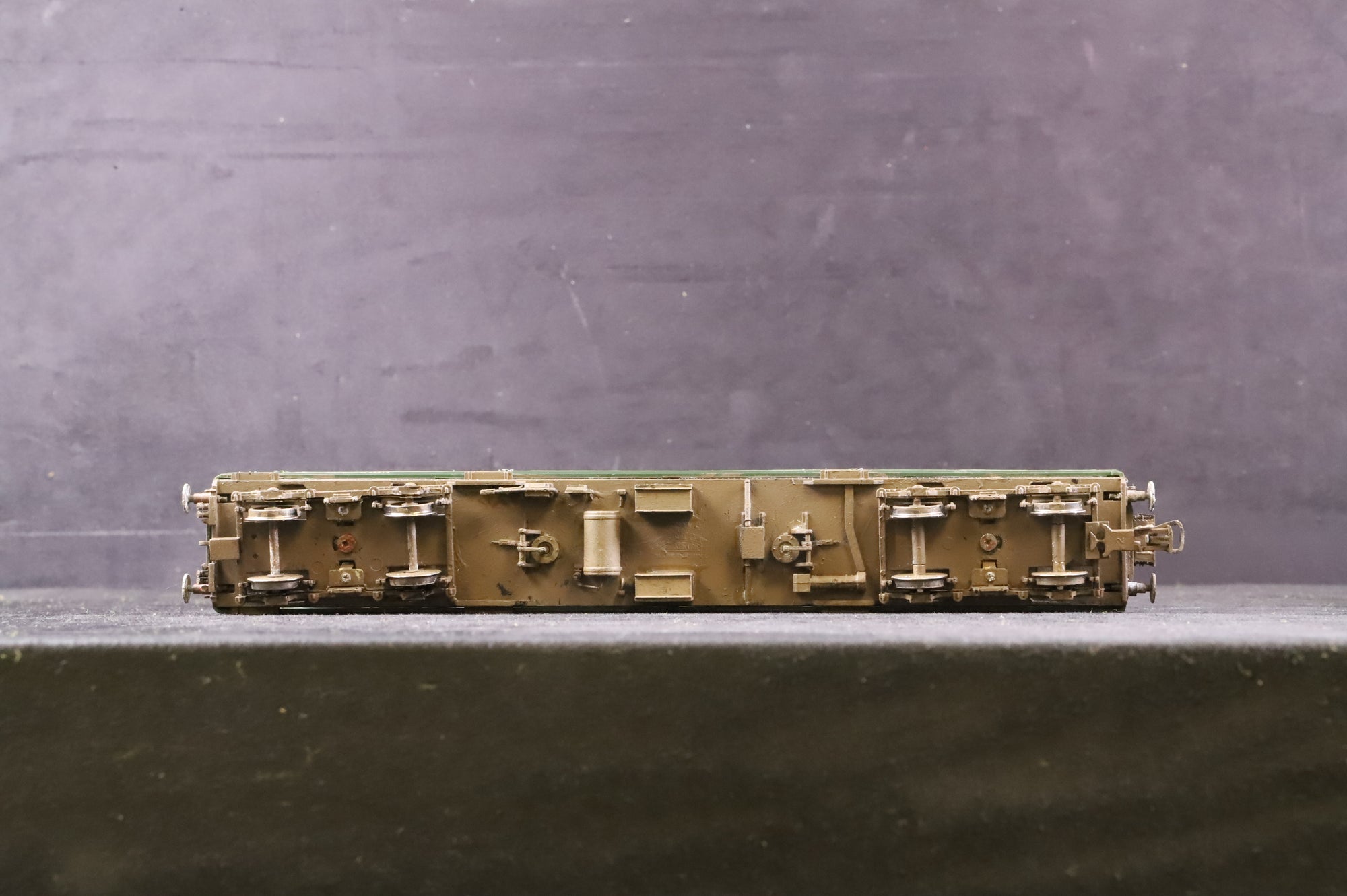 WORKSHOP Bachmann OO Class 101 DMU BR Green With Speed Whiskers Weathered