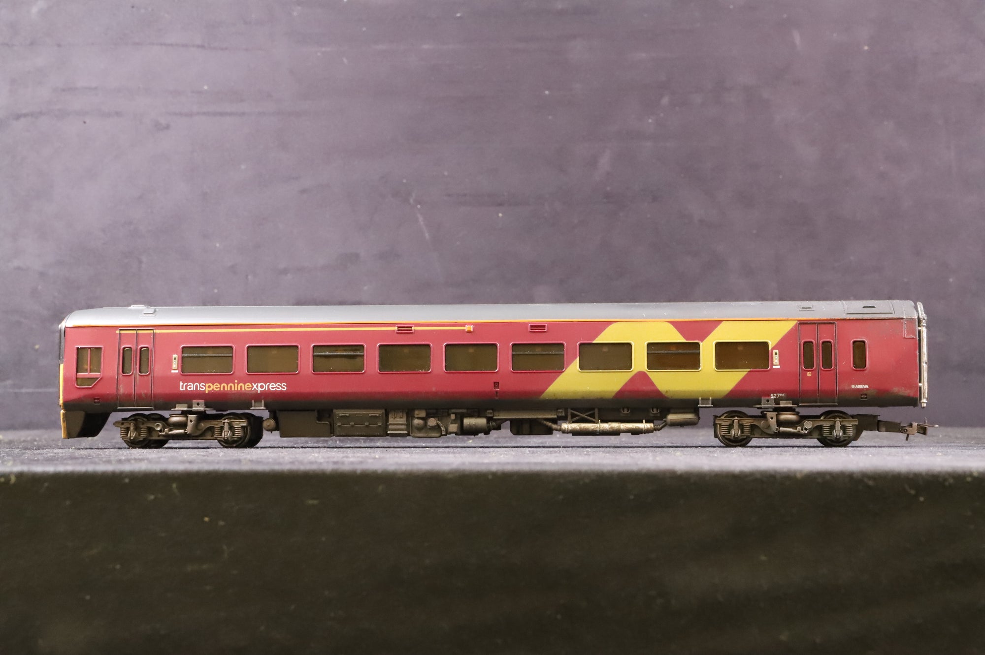 WORKSHOP Bachmann OO Class 158 '158991' TPE Burgundy Livery Weathered