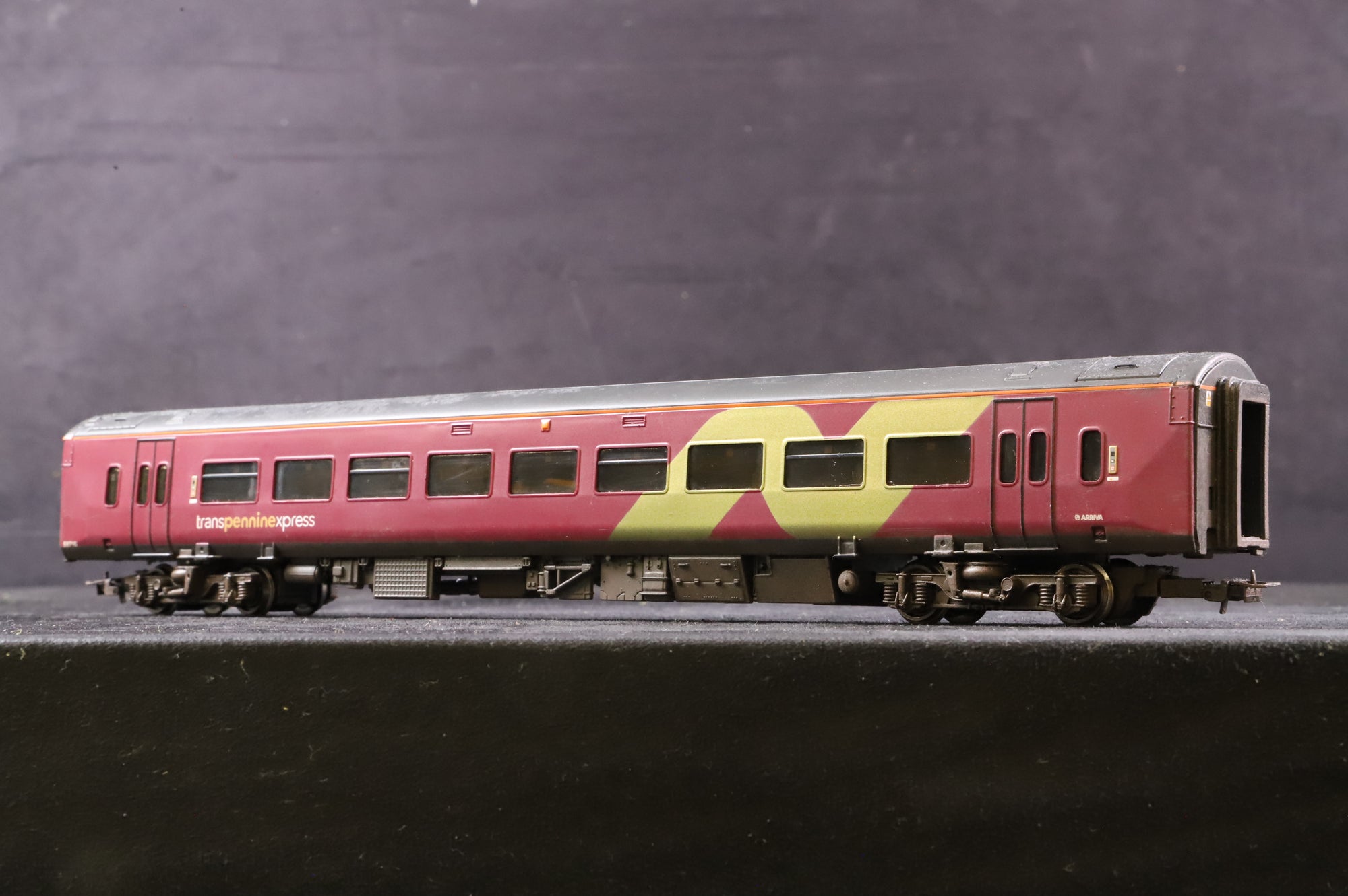 WORKSHOP Bachmann OO Class 158 '158991' TPE Burgundy Livery Weathered