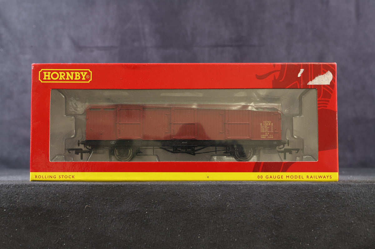 Hornby OO Rake Of 3 BR (Ex-LNER) Extra Long CCT Vans Inc. R6683, R6683A &amp; R6683D