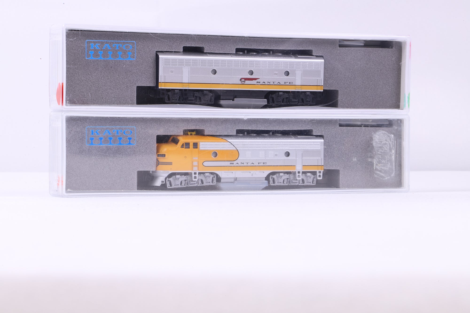 Kato N 176-2215&2125 F7A&B AT&SF Yellowbonnet Freight '304'