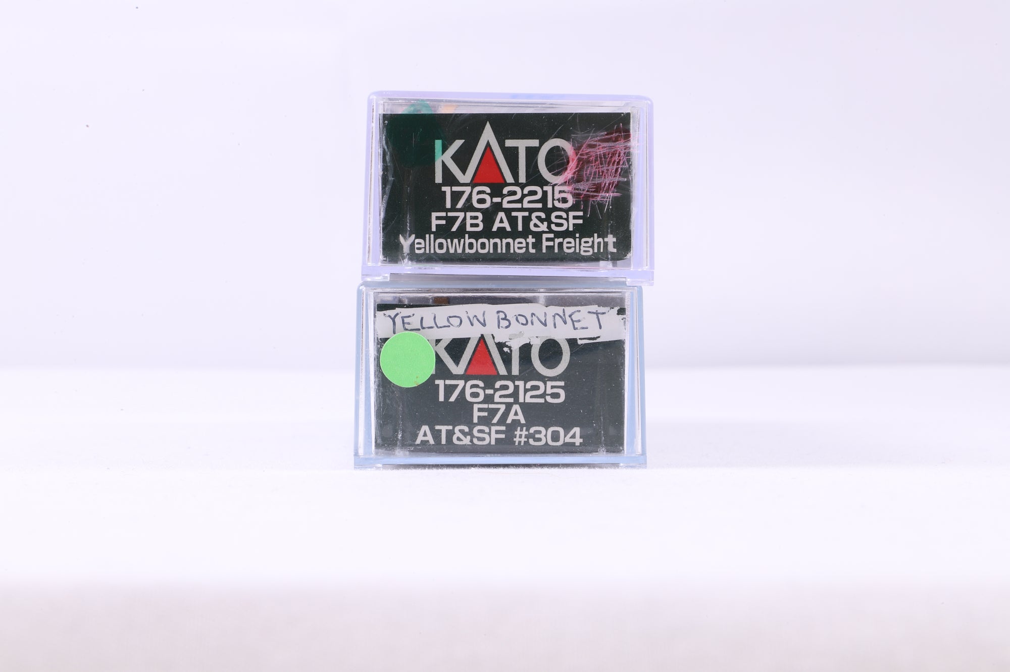 Kato N 176-2215&2125 F7A&B AT&SF Yellowbonnet Freight '304'